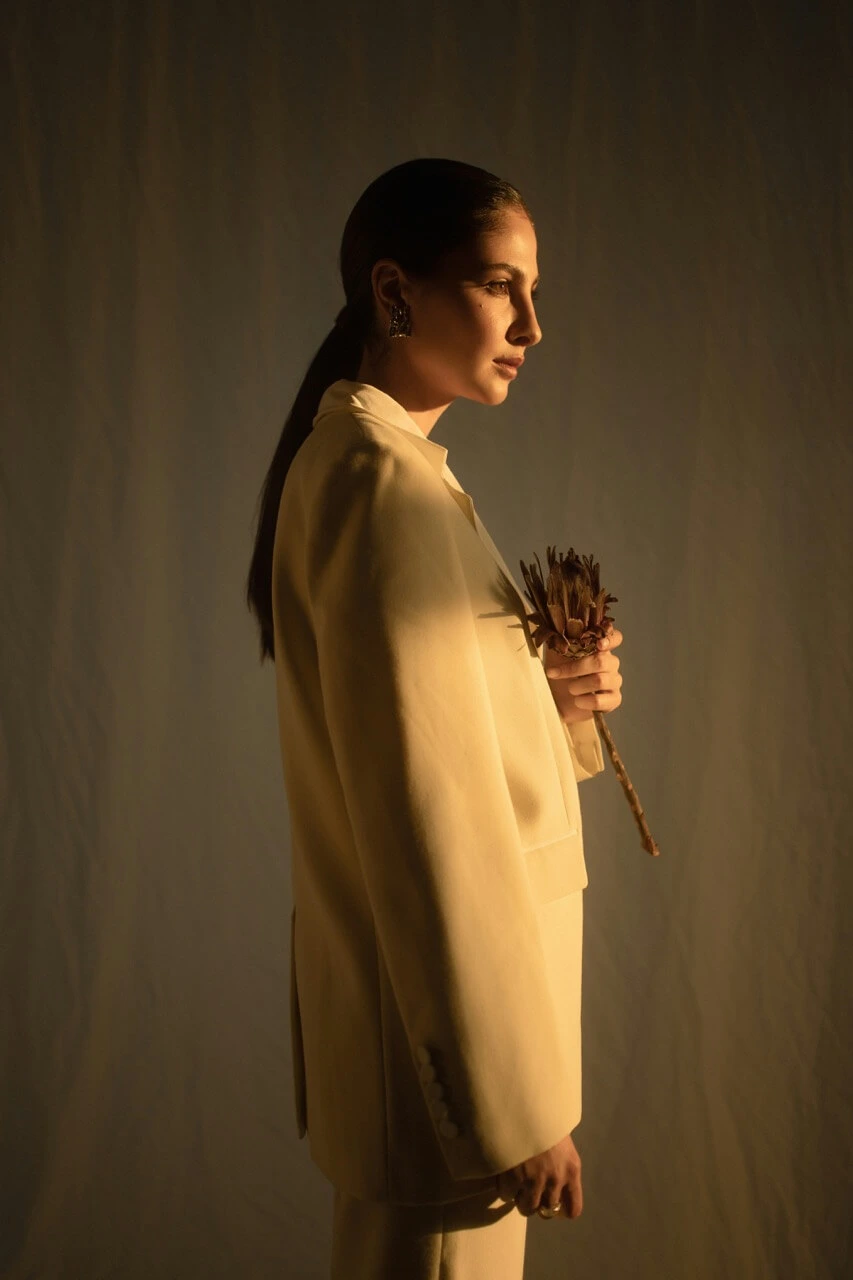 Portrait6 Besar